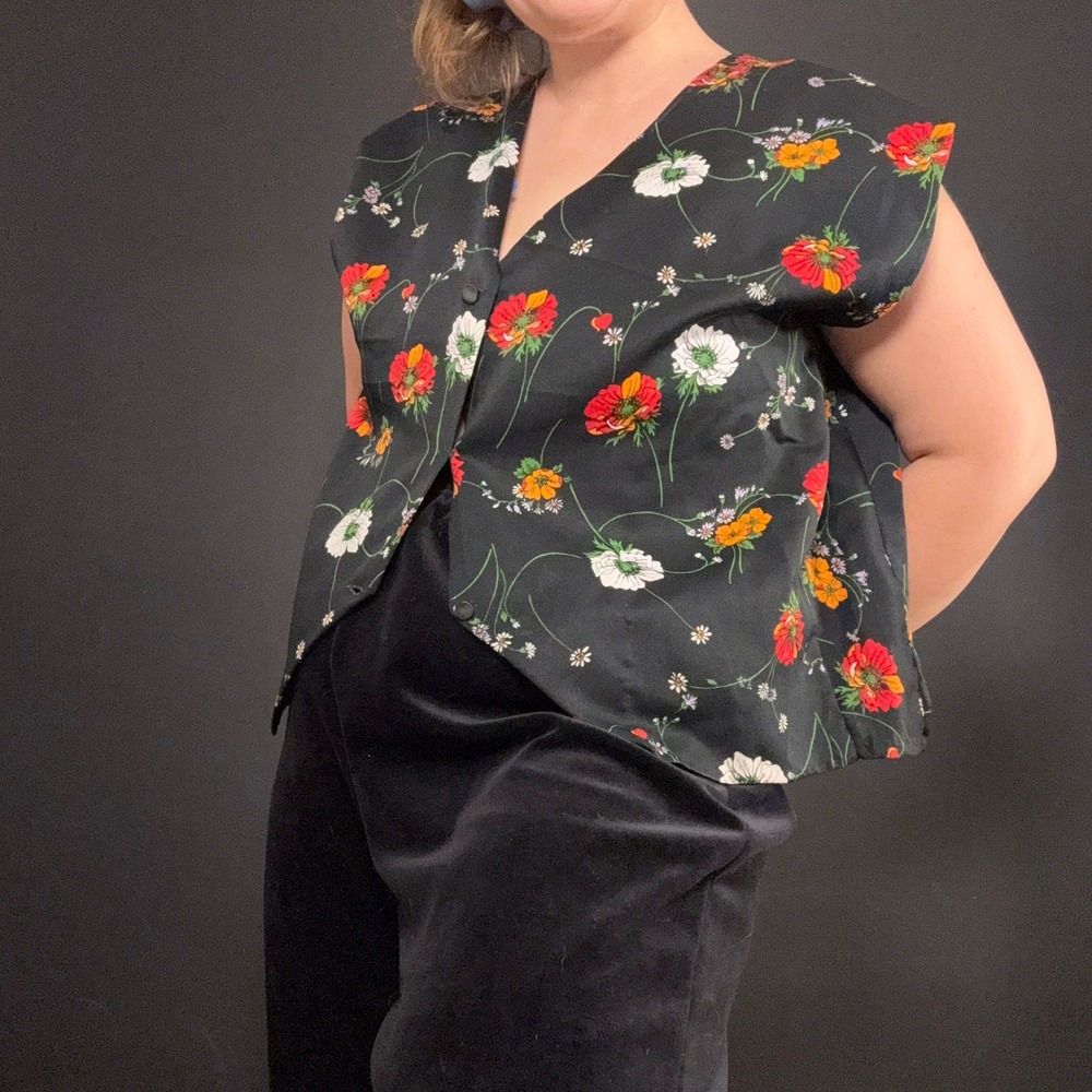 Vintage 70s French Floral Poppy V-Neck Button Plus Size Blouse Cottagecore Vest - Picture 3 of 8